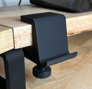 Suporte de Mesa com Fixação por Grampo para Celular – Ajustável